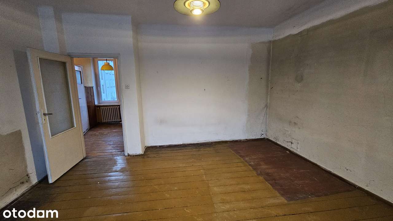 2 pok. 46,5m2 wysokie 2,70m blok z cegły ogrodzony/ Marynarska-3