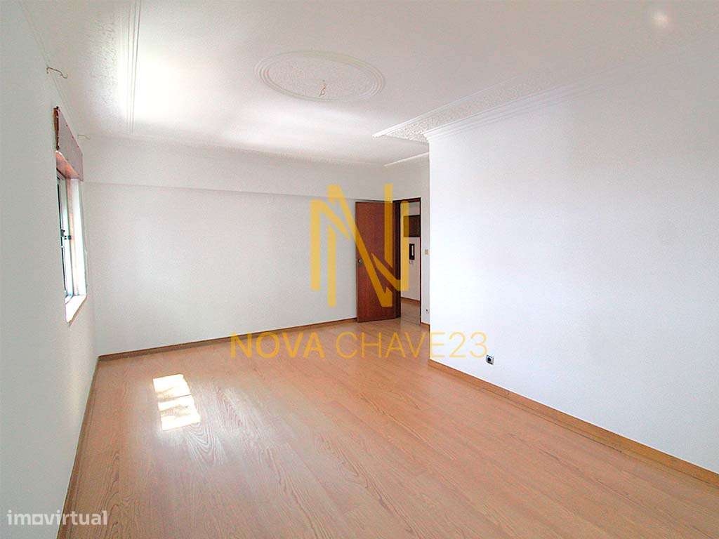 T3 Alto do Colaride, excelentes áreas, 2 WC-19