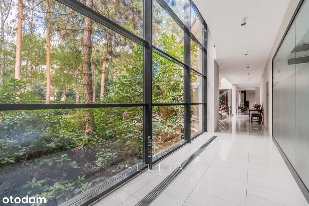 Luksusowa rezydencja z basenem w Strefie A-5