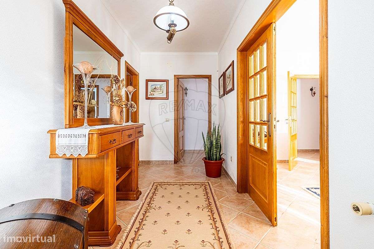 Moradia T4 para venda-26