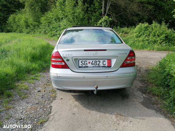 Mercedes-Benz C - 7