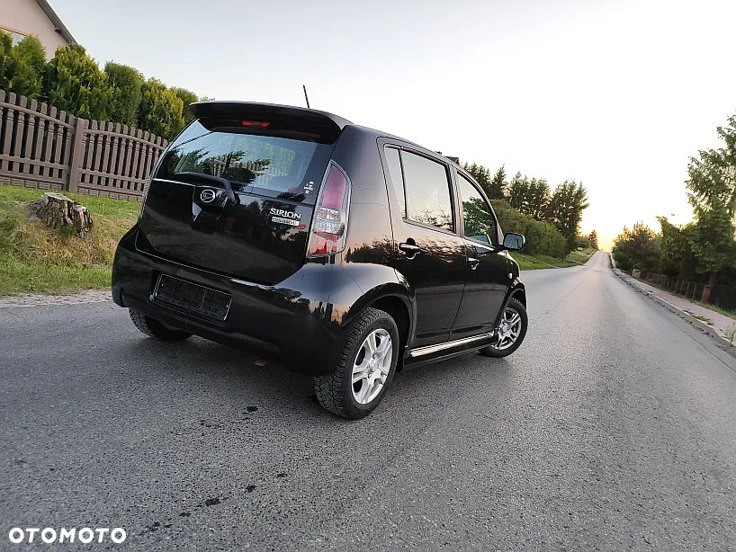 Daihatsu Sirion 1.5 S - 5