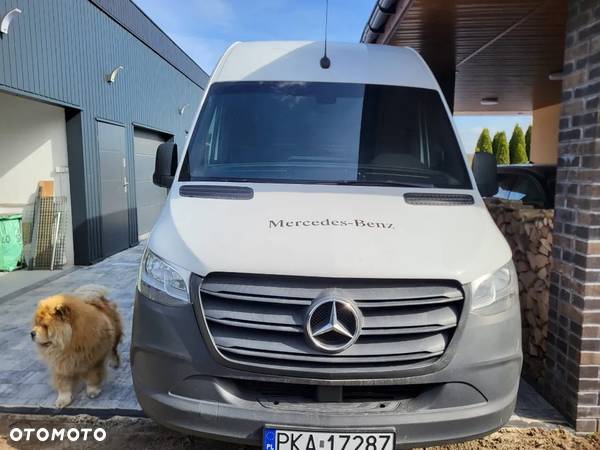 Mercedes-Benz Sprinter - 2