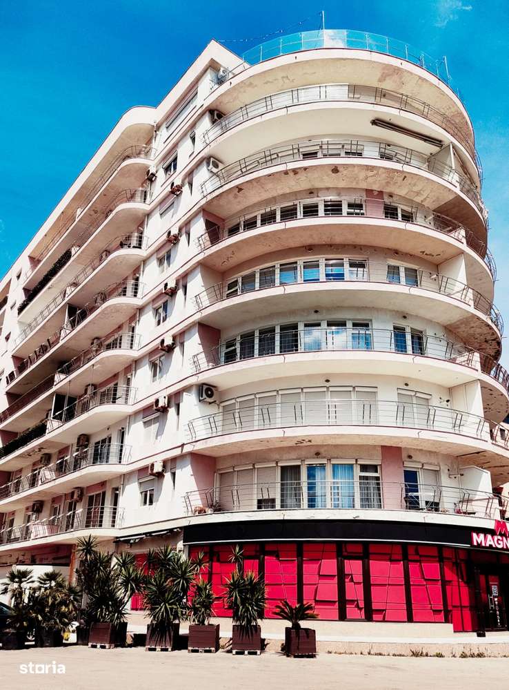 Apartament cu 2 camere de vânzare în Summerland, Mamaia Nord-0