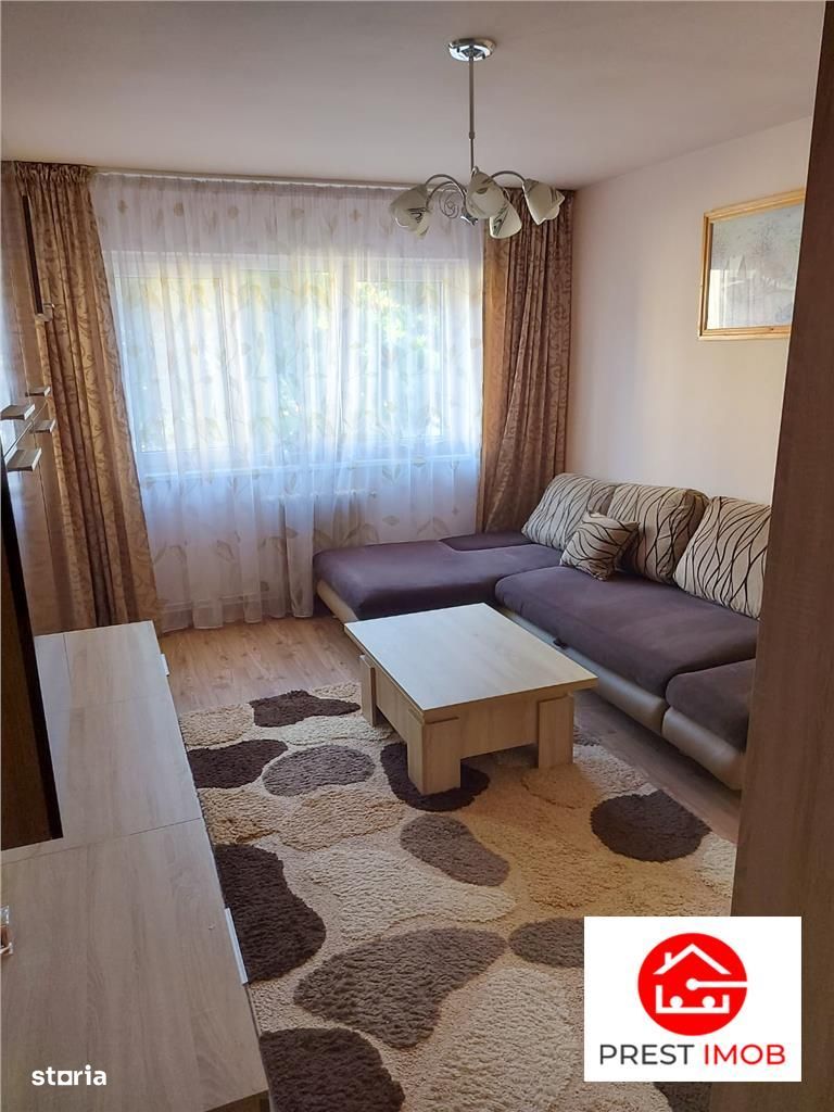 Apartament 2 camere decomandate etaj intermediar