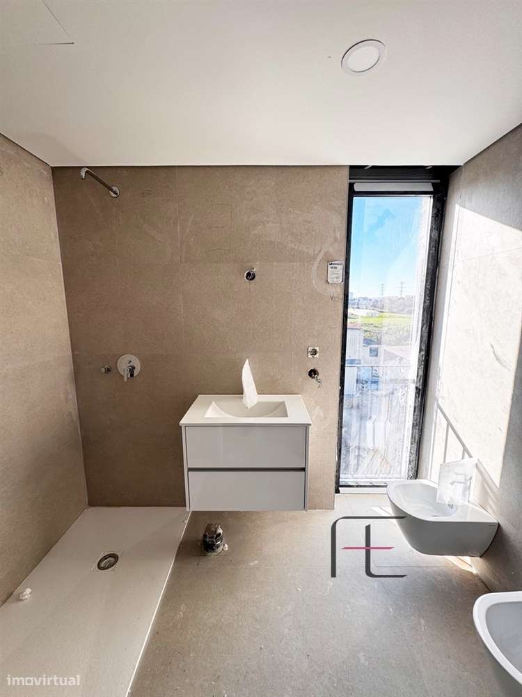 T1+1 Novo em São Mamede | Polo Universitário | Hospital S. João - Grande imagem: 4/32