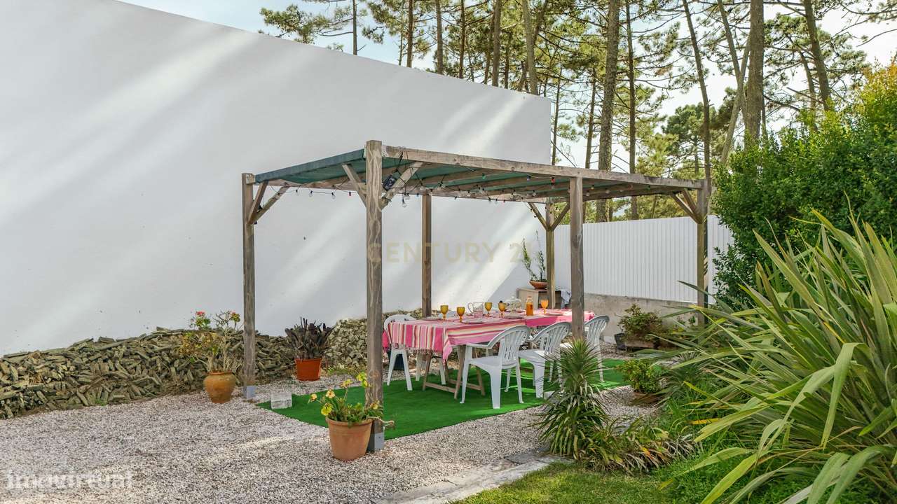 Moradia Isolada T4 291m2 em Lote de 1050 m2 em Mucifal, Colares, Sintr-4