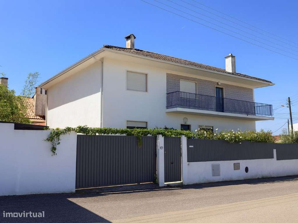 Moradia T6 com Piscina a Sal em Alcabideche - Espaço, Modernidade e... - Grande imagem: 4/49