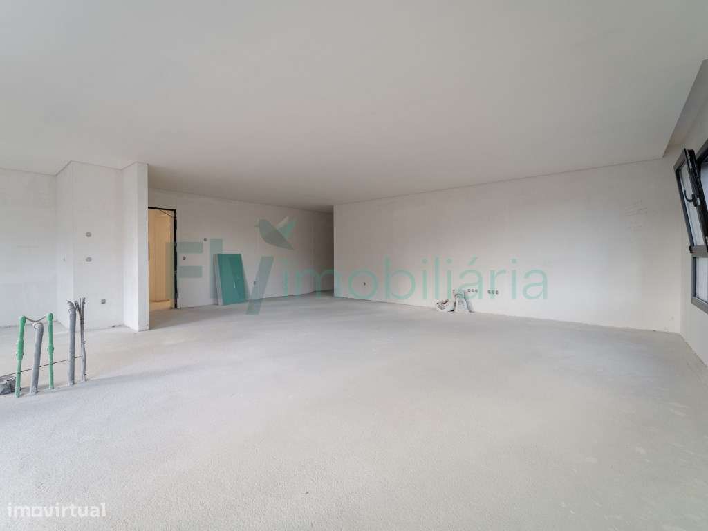 Apartamento T3 com excelente áreas em Lousada-9