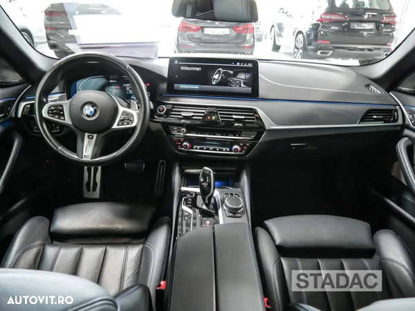 BMW Seria 5 545e xDrive - 13