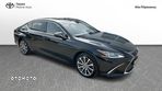 Lexus ES - 4