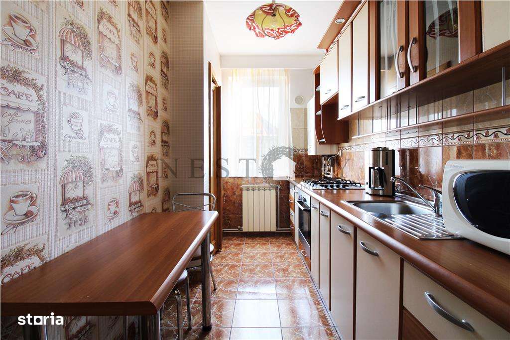 Apartament 3 camere cu scara interioara si pod amenajat,  Andrei Mures-4