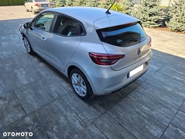 Renault Clio BLUE dCi 85 EXPERIENCE - 9