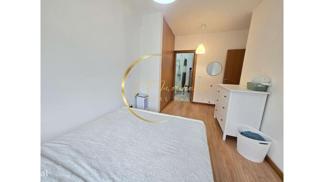 Apartamento T3 em Esgueira-25