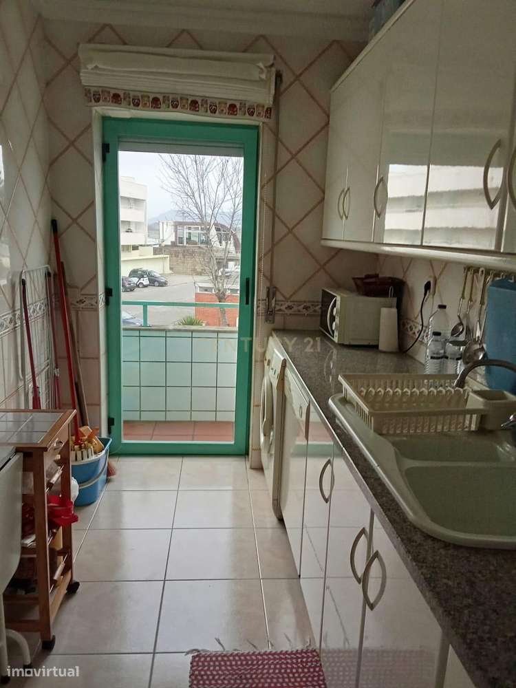 T1 Moderno em Condomínio Privado com Piscina – Junto à Praia - Grande imagem: 4/12