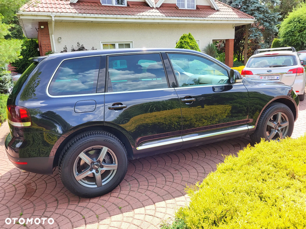 Volkswagen Touareg 4.2 V8 FSI Tiptr - 12