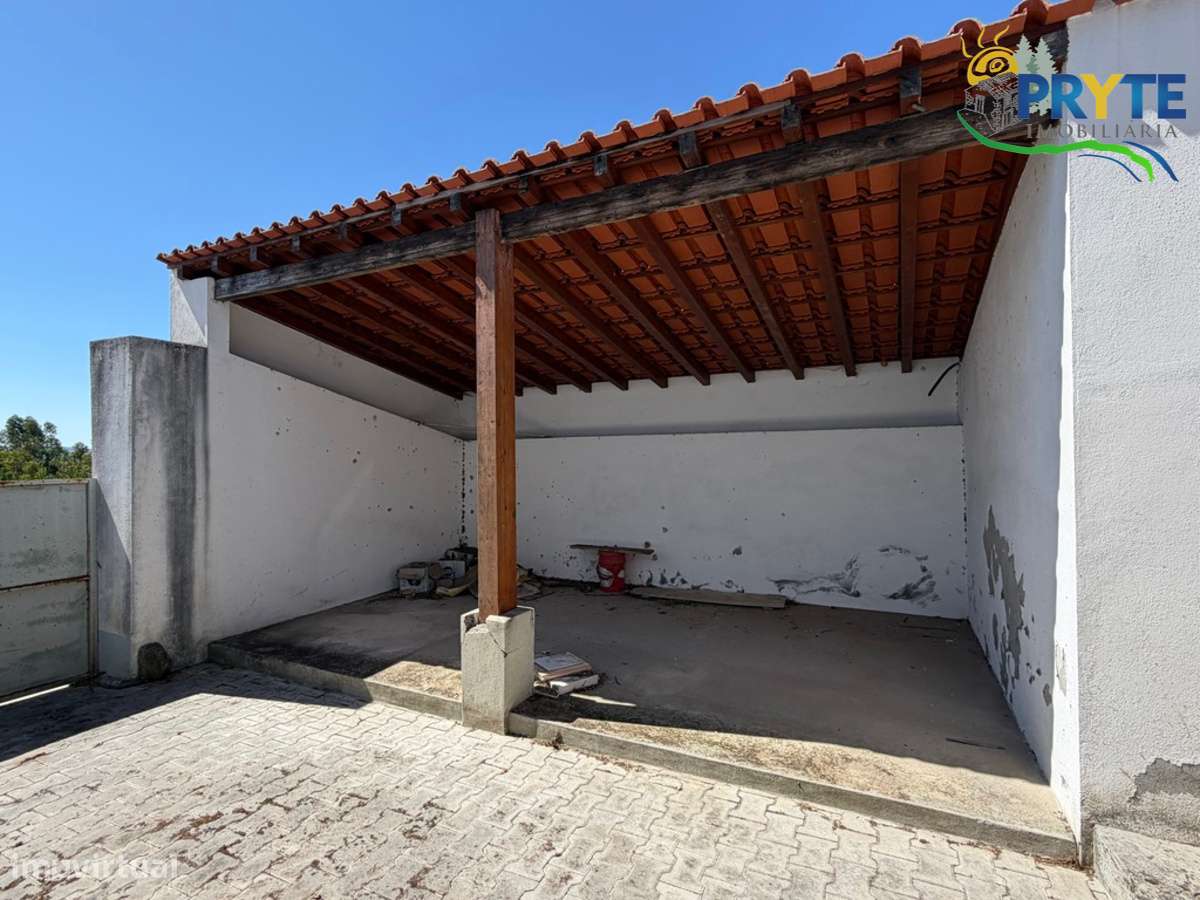 Quinta com moradia T3 , anexos e ruínas em Pedrógão Grande-50