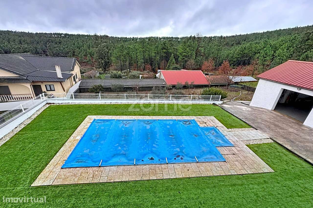 Moradia Com Piscina Quintal E Conforto Total A 8 Km De Viseu