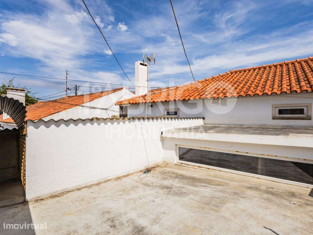 Moradia T2, antiga, Cela, Alcobaça-24