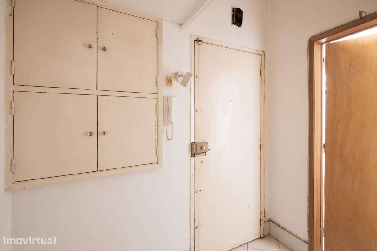 Quarto - localizado em Alcântara Lisbon - Grande imagem: 3/6