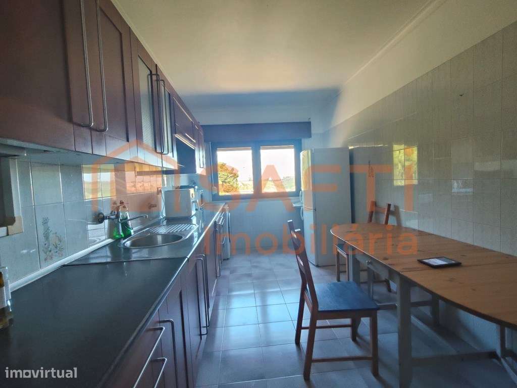 APARTAMENTO T2 MAIS ARRECADAÇÃO.-19