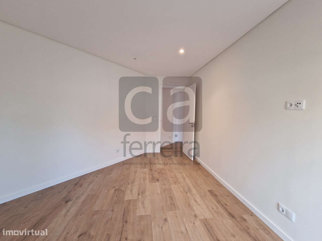 Apartamento T3 Novo com possibilidade de fazer Duplex-14