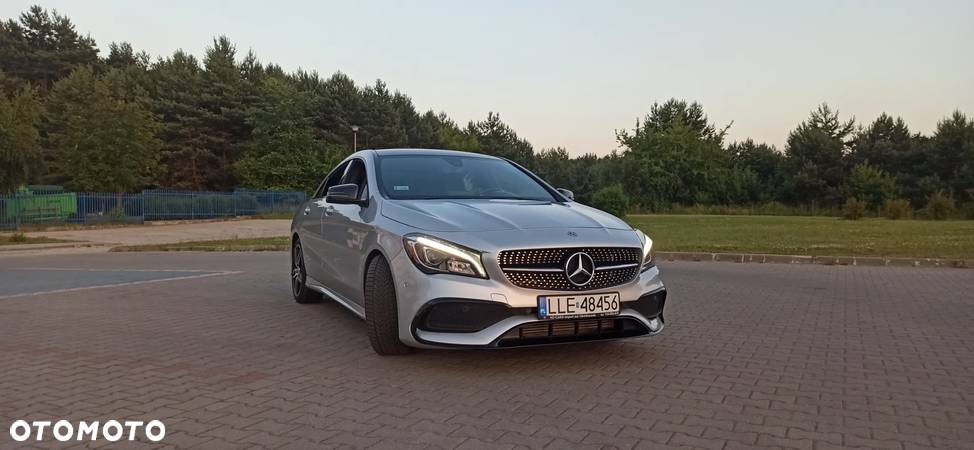 Mercedes-Benz CLA 250 7G-DCT AMG Line - 5