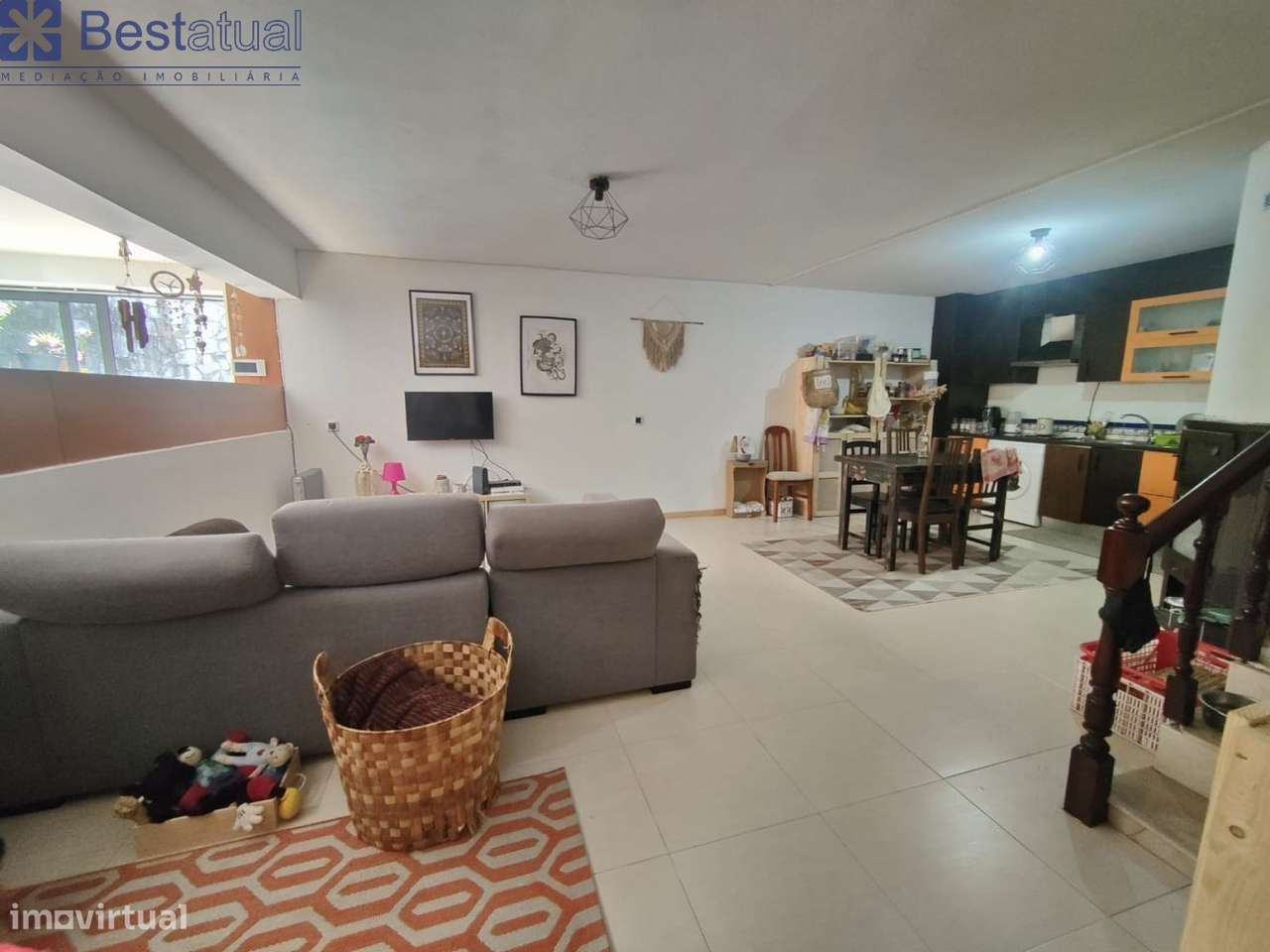 Moradia T4  C/Sótão + 1 Habitação T 3 - J/MC Donalds-42