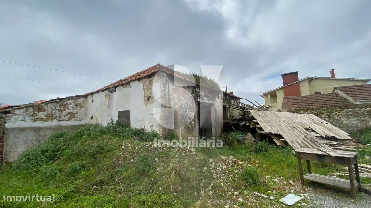 MORADIA PARA RECONSTRUÇÃO NA MACEIRA - Grande imagem: 4/7