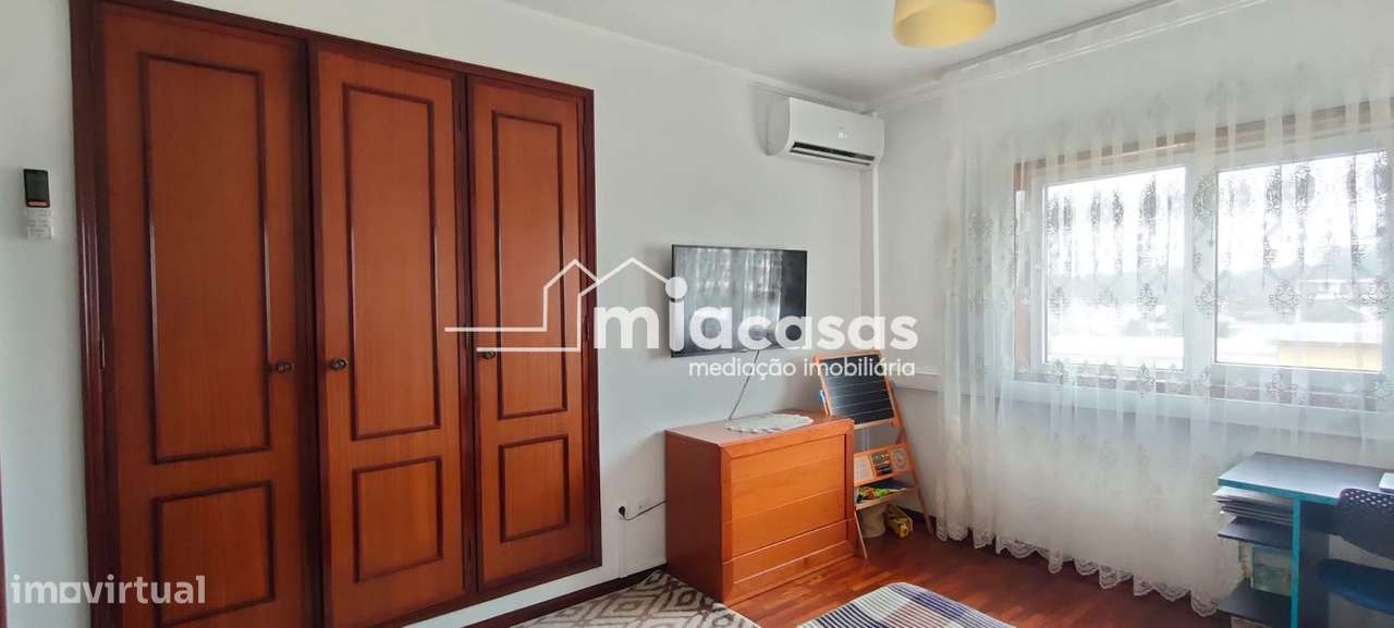 APARTAMENTO T3 DUPLEX - OIÃ-19