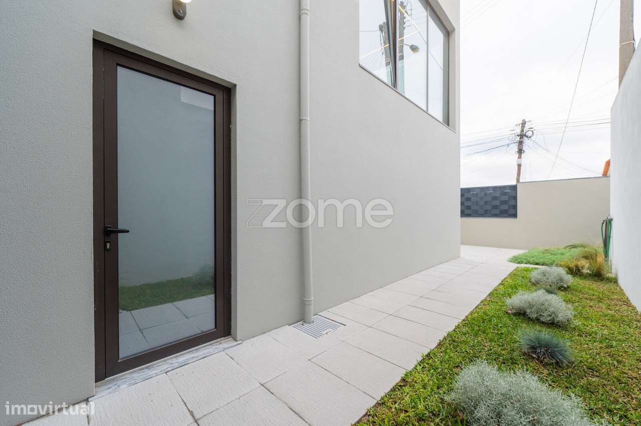 Moradia individual T3 na Amoreira (Cascais)-6