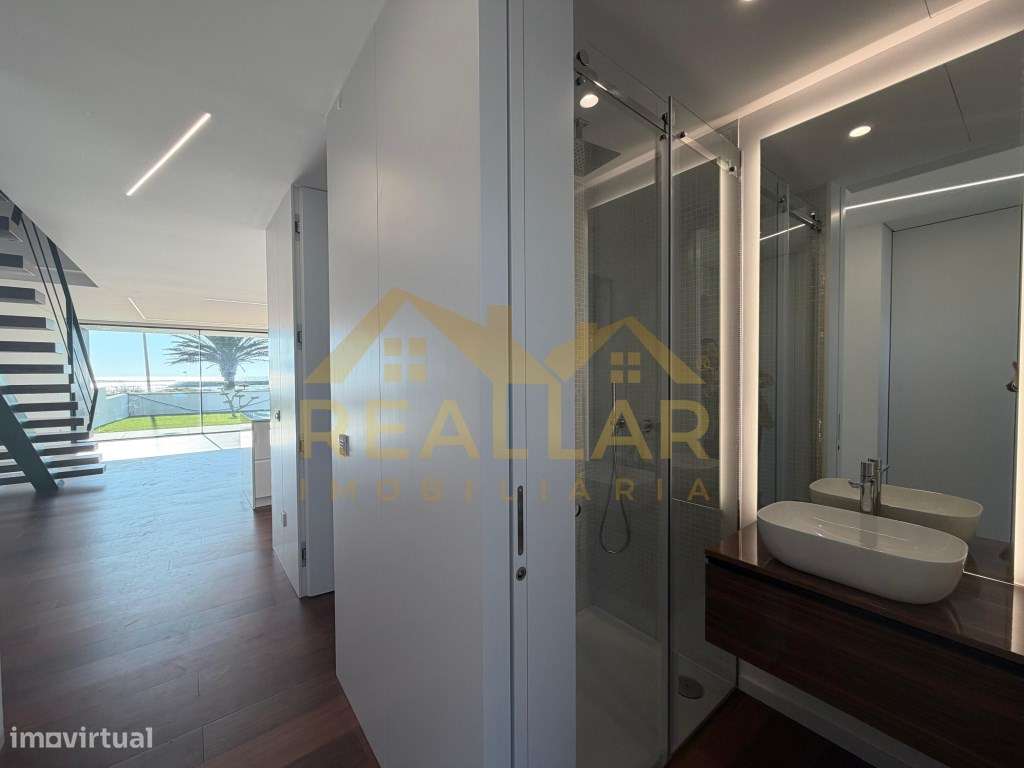 Villas Rio & Mar: Moradias T4 Exclusivas na Primeira Linha de Espos...-7