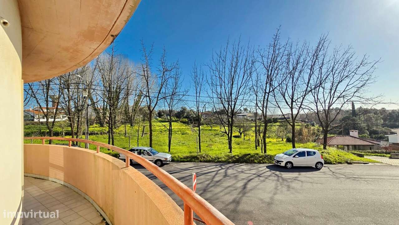 T2 em Sangalhos: Equilíbrio Perfeito entre Conforto e Localização - Grande imagem: 4/51