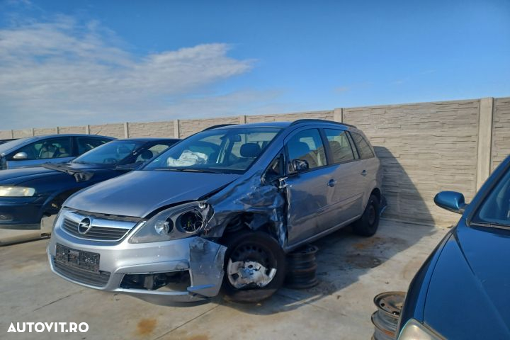 Usa spate stanga Opel Zafira B  [din 2005 pana  2010] Minivan 5-usi 1.8 MT (140 hp) - 4