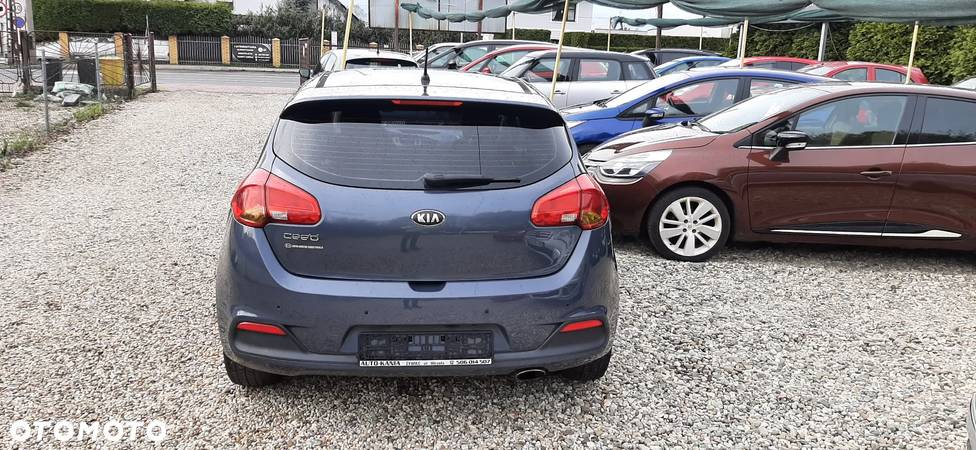 Kia Ceed 1.4 CVVT Attract - 18