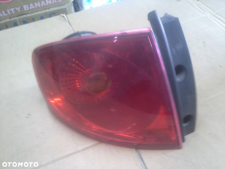 Seat Altea lampy tylne komplet EU - 2