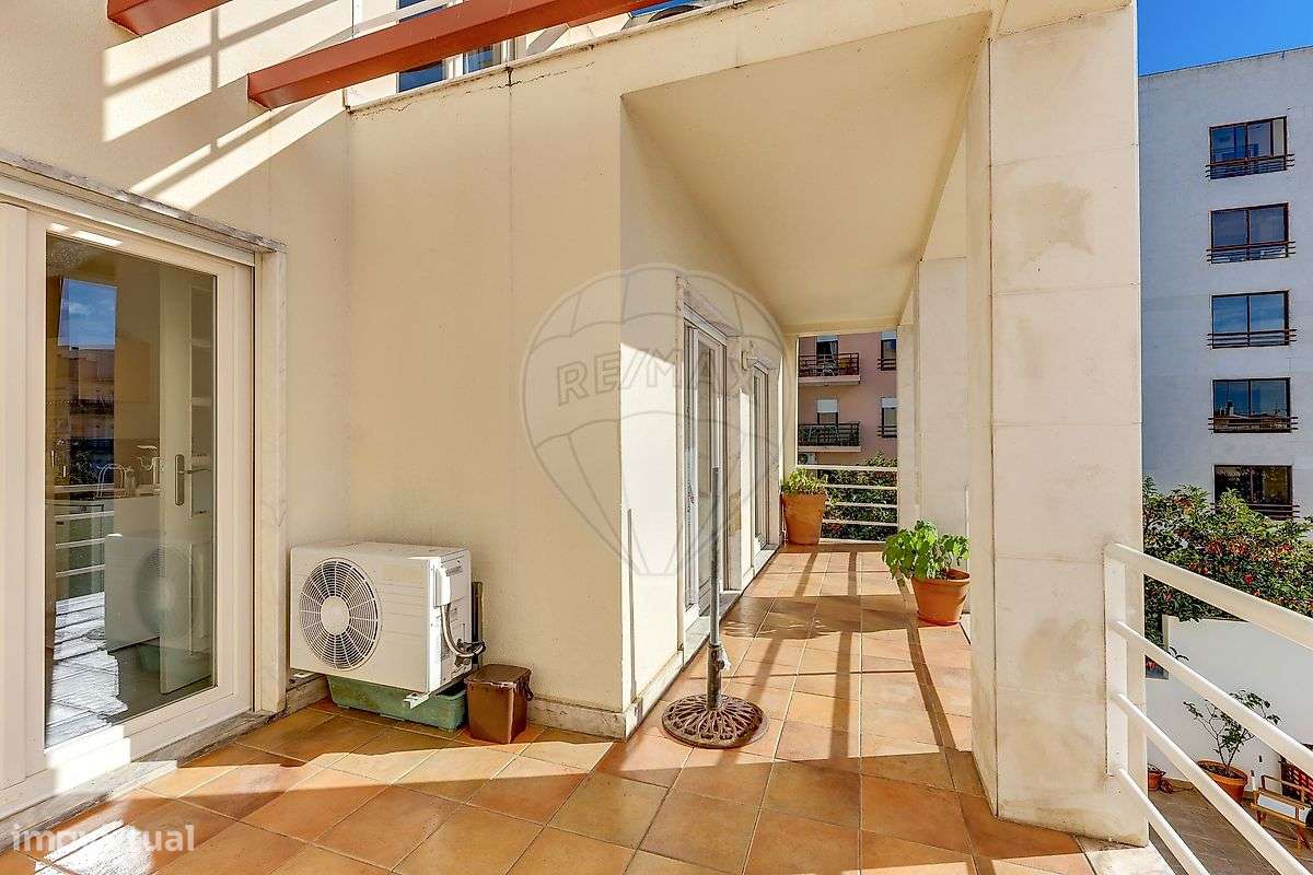 Moradia T4 para venda-16