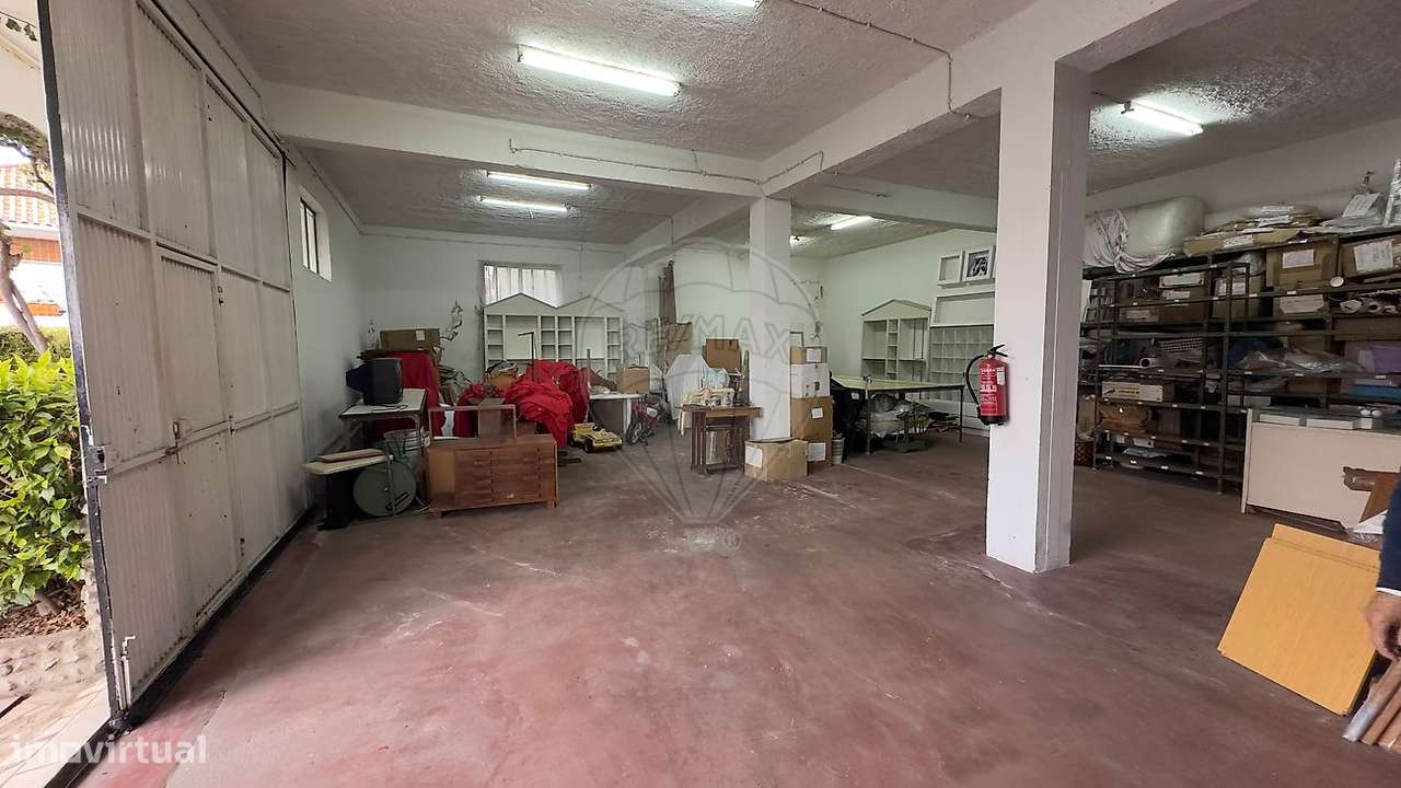 Armazém  para arrendamento - Grande imagem: 2/16