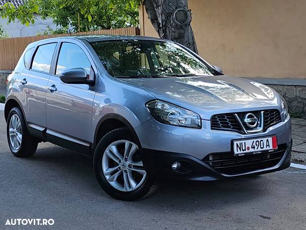 Nissan Qashqai - 1