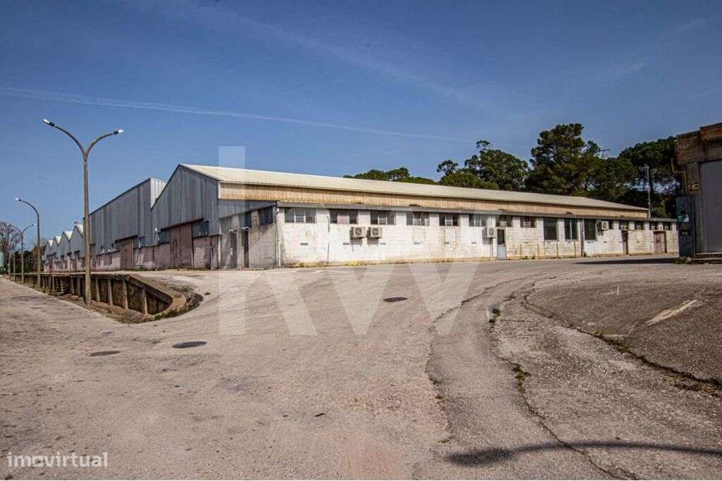 Setúbal, armazém logística ou fabrica. - Grande imagem: 2/20