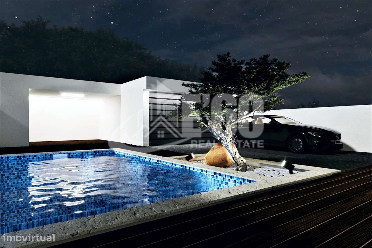 MORADIA T3 C/ PISCINA EM SÃO FELIX DA MARINHA-13