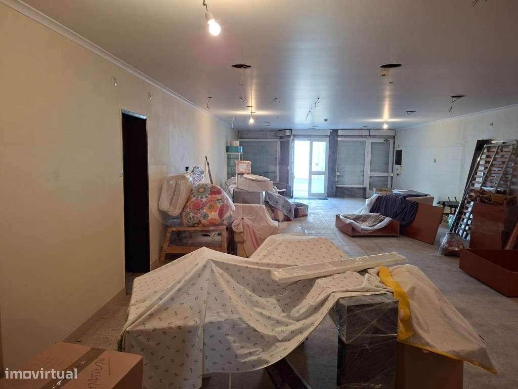 Loja para venda em Runa, Torres Vedras - Grande imagem: 3/13