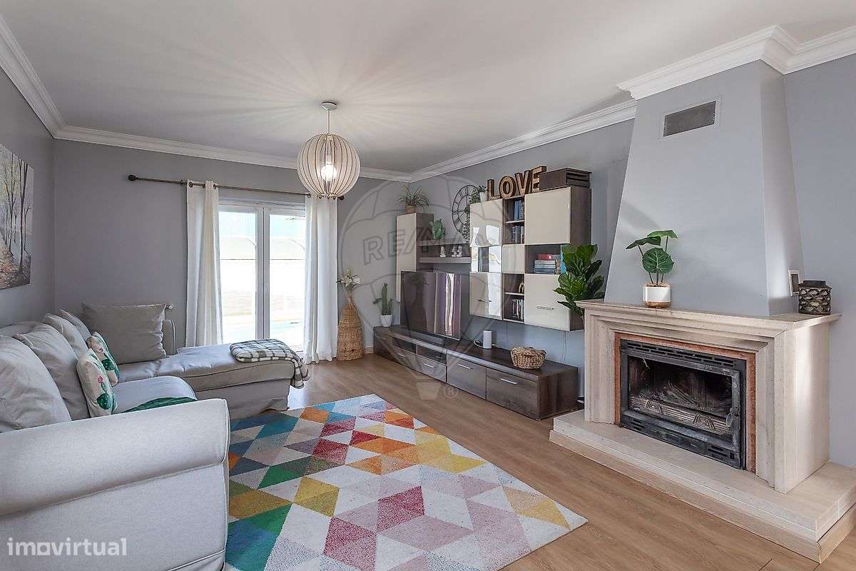 Moradia T4 para venda-25