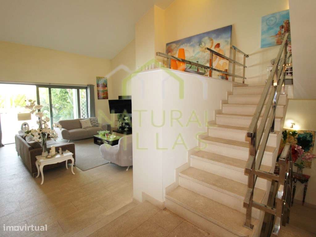 Moradia Geminada de Luxo T5 com Piscina Privativa e Garagem, Vilamoura-4
