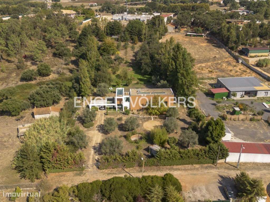 Sofistivada Moradia na Quinta do Anjo-38