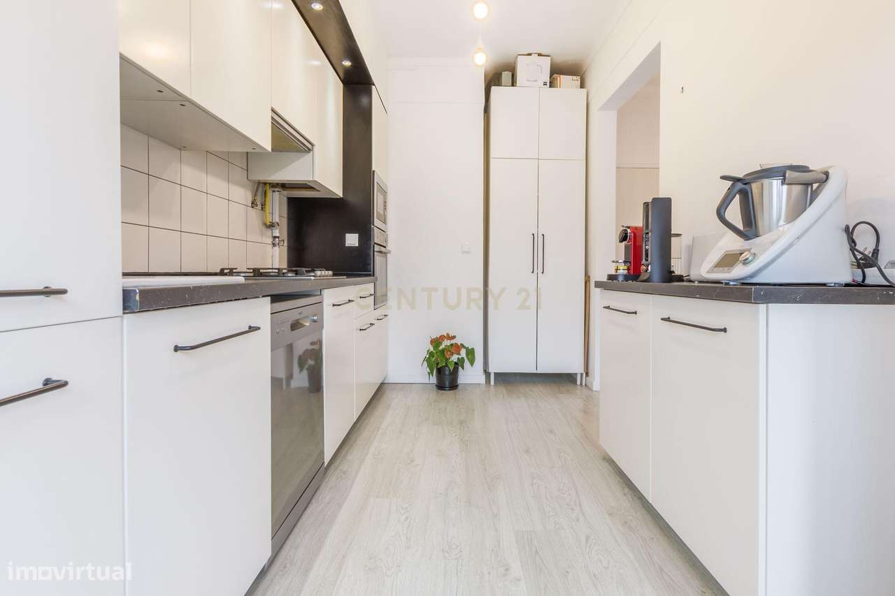 Apartamento T2 Remodelado no Barreiro - Oportunidade Excelente! - Grande imagem: 2/21