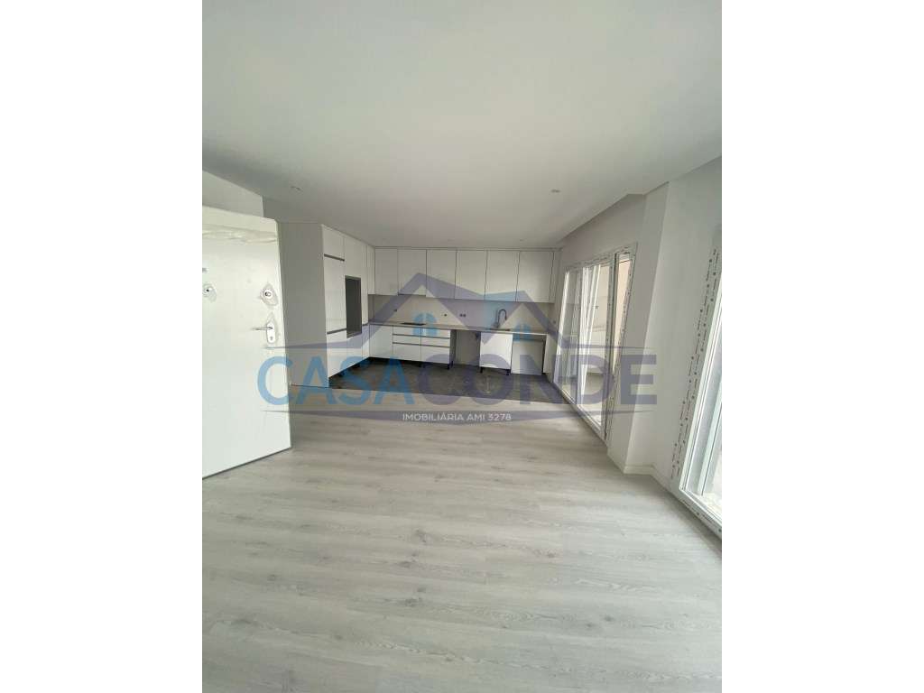 Apartamento T2 excelente localizaçao - Grande imagem: 2/14