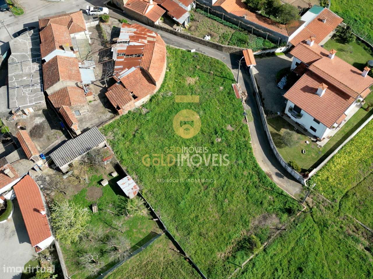 Terreno Rústico  Venda em Oliveira de Azeméis, Santiago de Riba-Ul, Ul - Grande imagem: 4/11