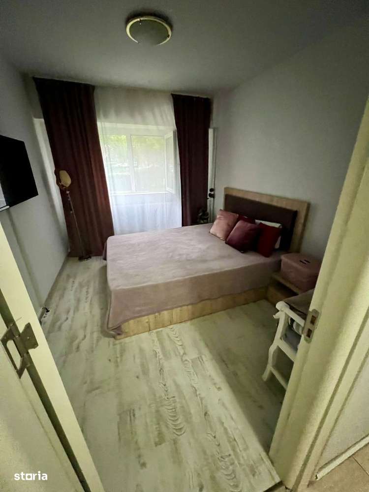 Dacia- 3 camere decomandate-10