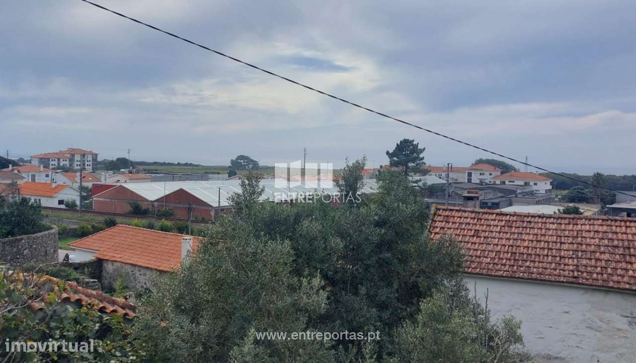 Venda de quintinha c/ 4 moradias p/ restauro, Areosa, Viana do Castelo - Grande imagem: 4/33